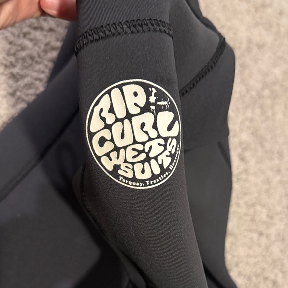 Rip Curl Black Women's Wetsuit - Picture 8 of 13
